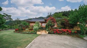 Yeosu Hanulchaeok Pension